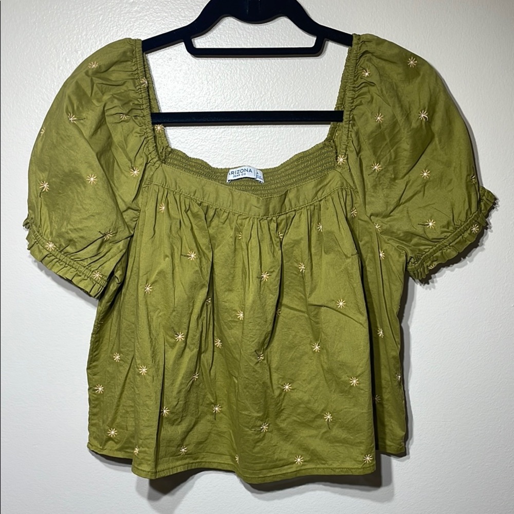 Arizona Jean Company Floral Embroidery Crop Blouse